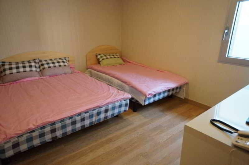Hotel Click Myeongdong
